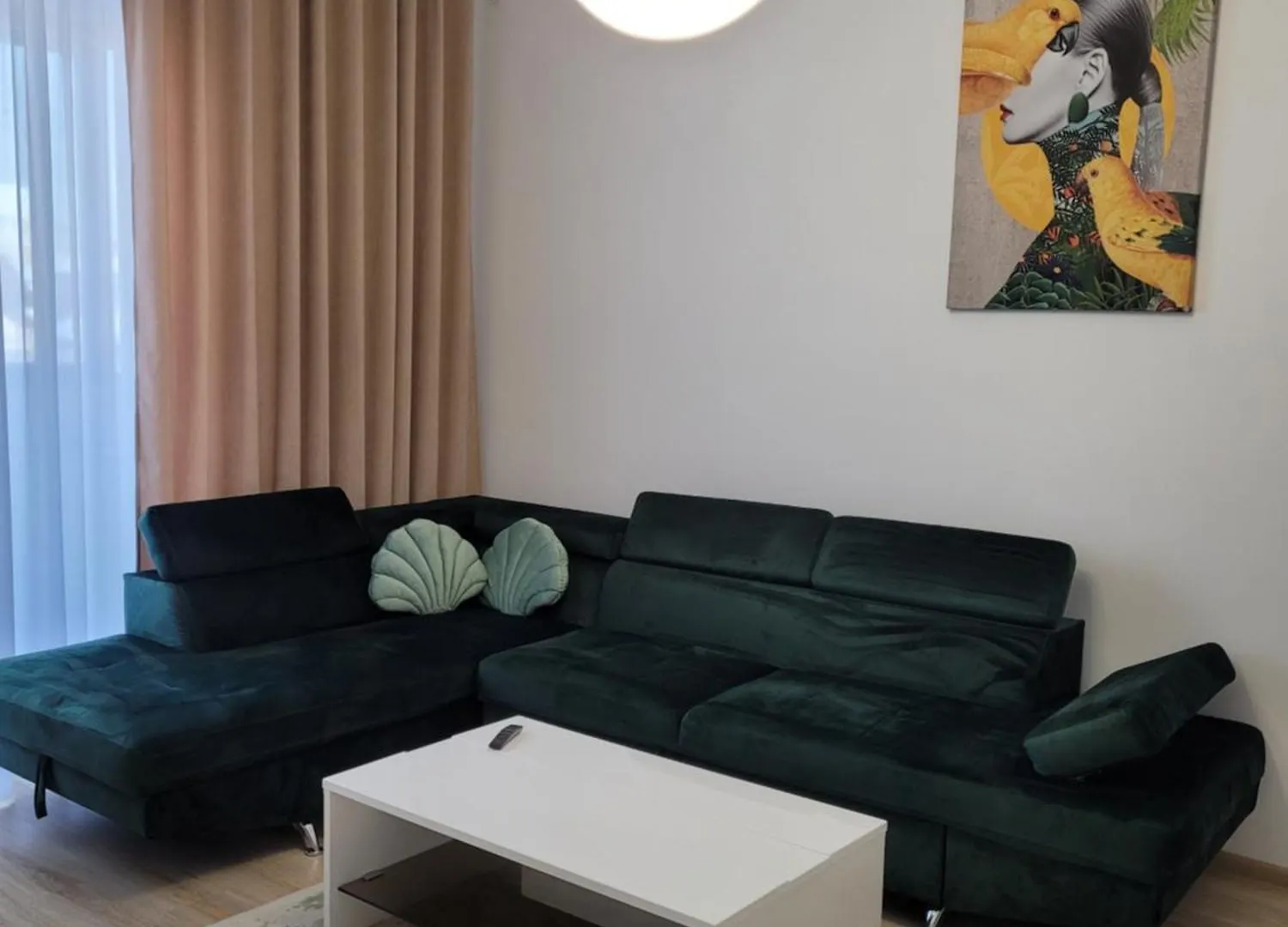 Myonna Style Bucharest Apartment