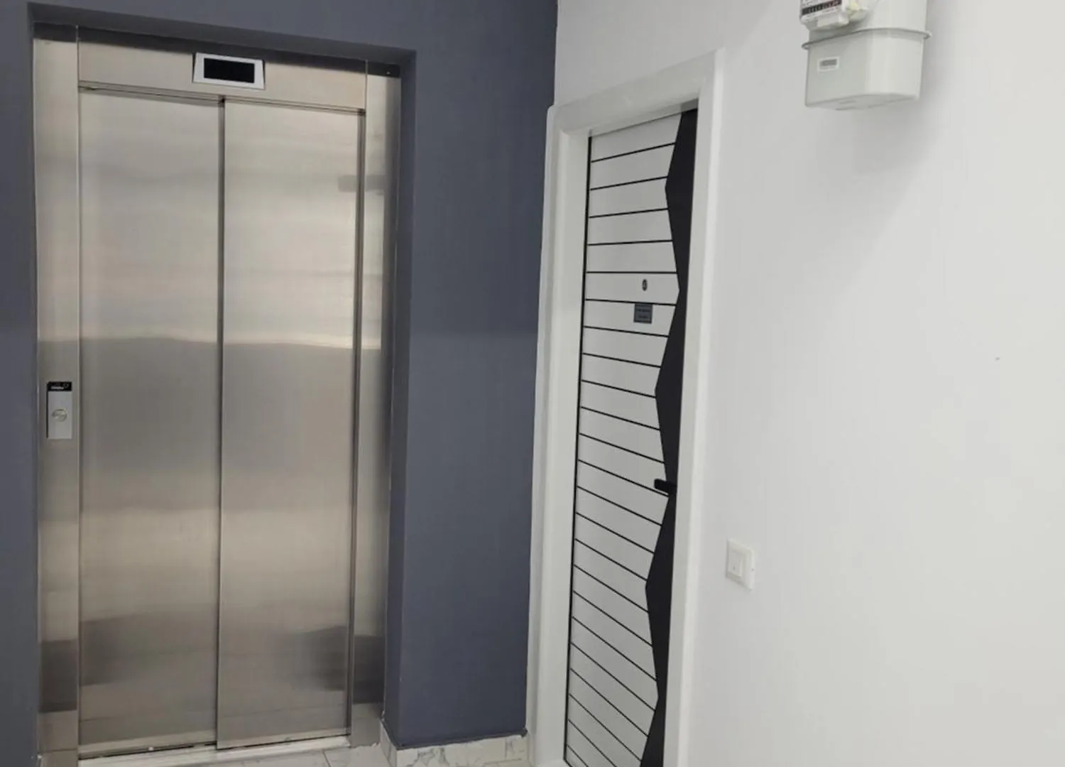 Myonna Style Bucharest Apartment Romania
