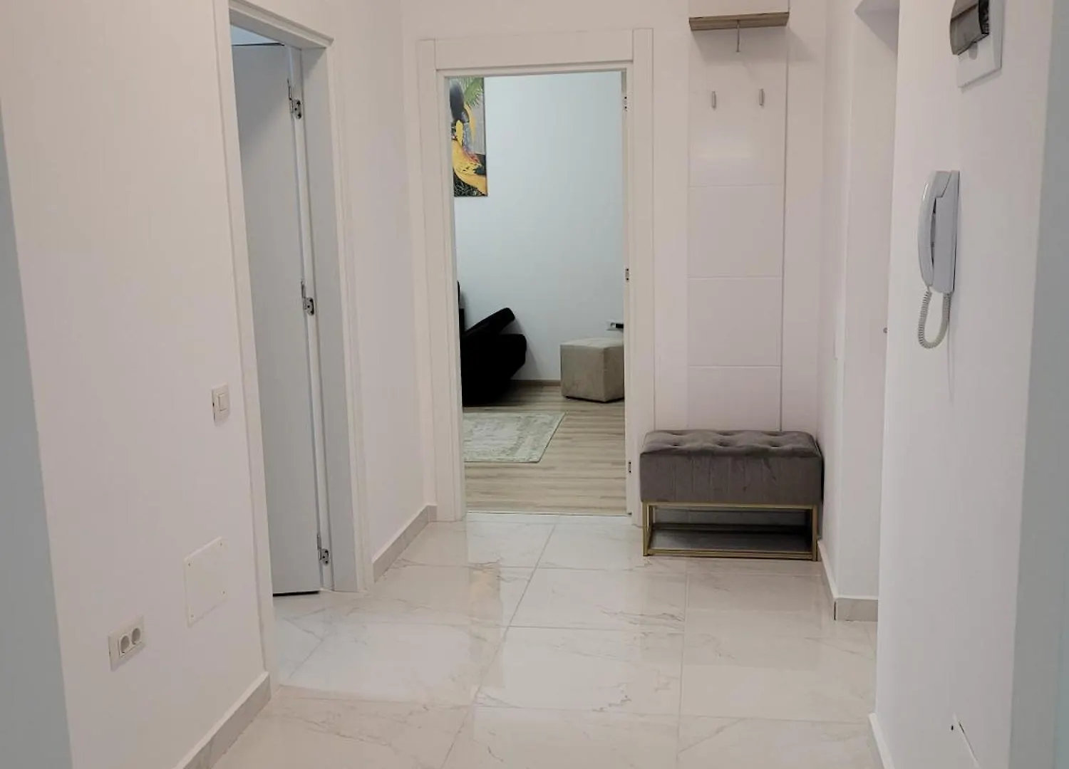 Myonna Style Bucharest Apartment